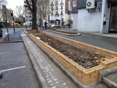 JARDINIERES  en briquettes